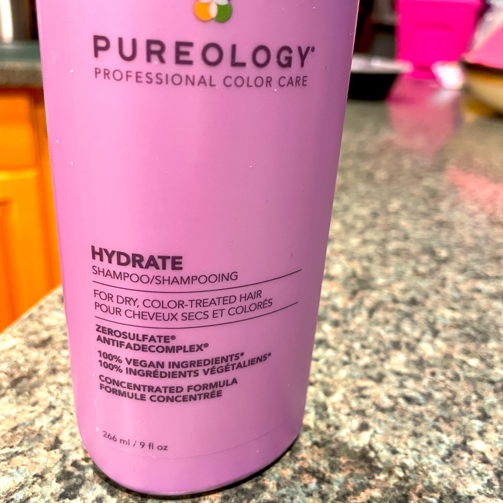 Pureology Hydrate Shampoo 9oz BRAND NEW